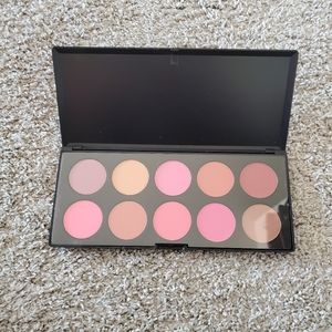 Blush palette